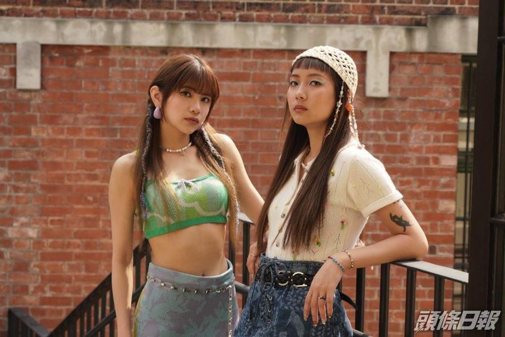 Marf（右）表示對新歌沒有感到很大壓力。